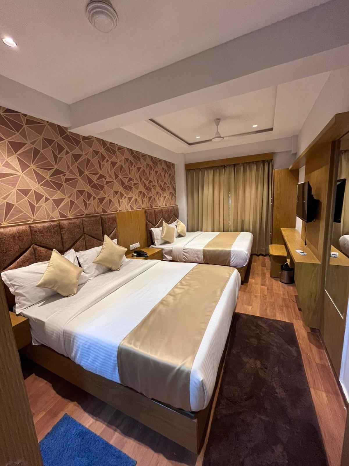 Hotel Phoniex Ahmedabad Camera foto